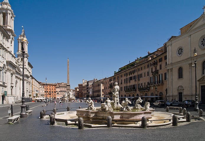 Praça Navona - Abriga a Fonte dos Quatro Rios, construída por Bernini em 1651 para representar os rios Nilo, Danúbio, Ganger e da Prata. -Myrabella / commons wikimedia