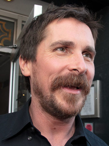 Christian Bale - Artistas que já foram detidos