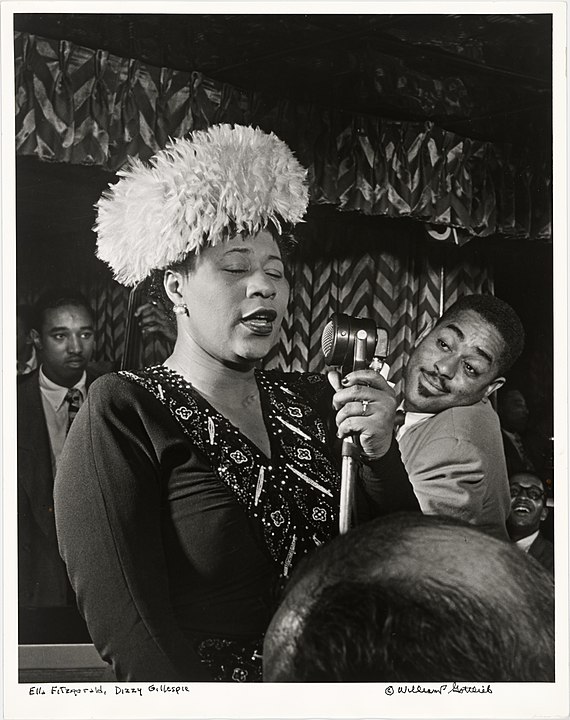 Sua obra tem grande aceitação no meio do jazz, sendo interpretada por artistas como Quincy Jones, Ella Fitzgerald (foto) e Sarah Vaughan, que o consideram um mestre na composição.
-William Paul Gottlieb wikimedia commons 