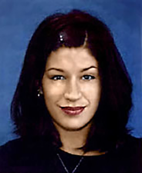 Em 2001, Keanu sofreu a perda de Jennifer Maria Syme, atriz e assistente de produção. Eles tiveram um relacionamento discreto (estilo do ator). A filha deles, Ava, tinha morrido em 1999 no ventre da mãe.