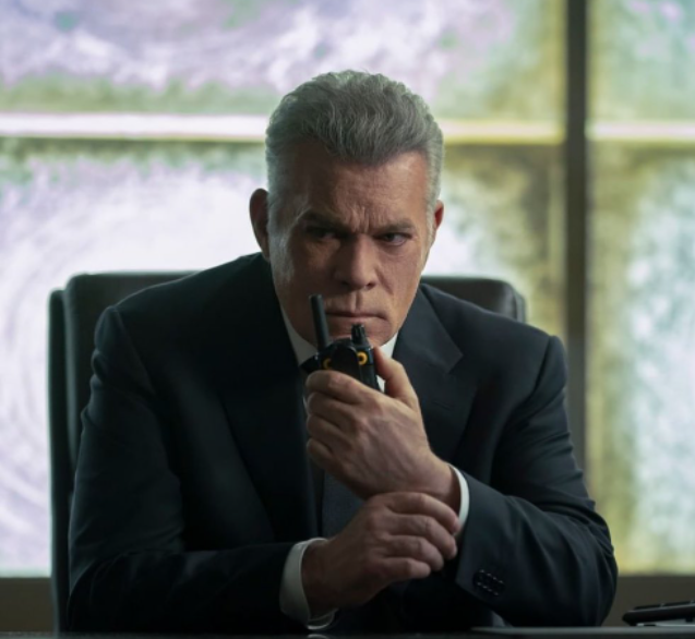 Muito ativo, Ray Liotta também estava no fim das filmagens de "Cocaine Bear", ( "O Urso do Pó Branco') que esta disponível na Netflix, Prime Vídeo, Apple TV, Google Play e Telecine. 