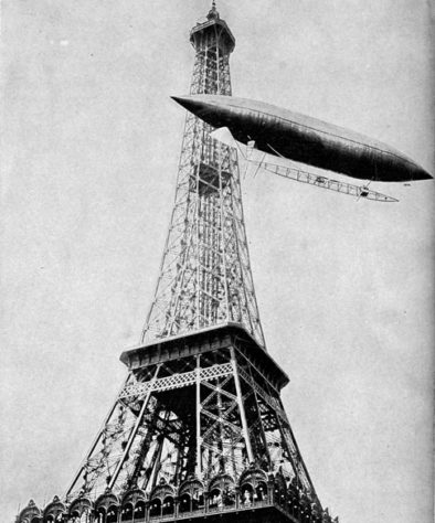 Santos Dumont sobrevoando a Torre Eiffel 
