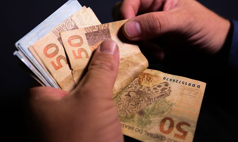 Guerra tarifária vai agravar contas públicas