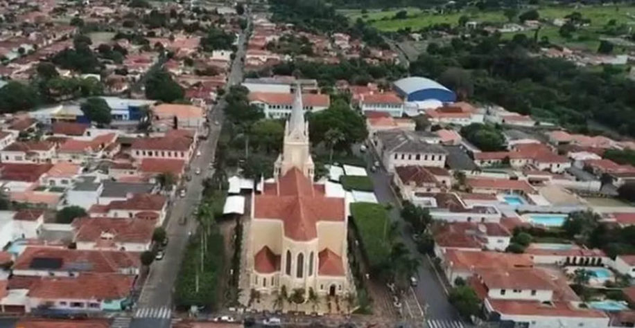 Cidades nomes engraçados 
