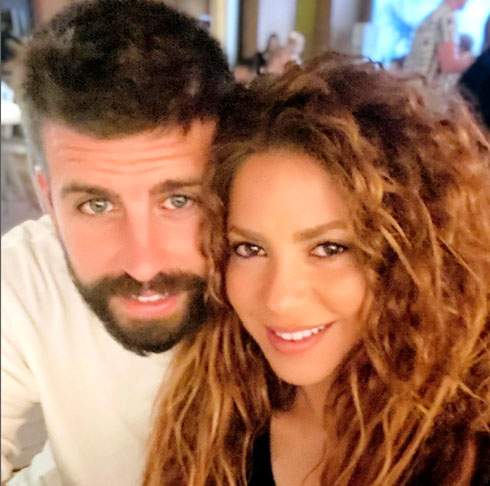 Essa imagem ganhou ainda mais força quando Shakira, ao descobrir a traição do marido, o jogador Gérard Piqué, com uma mulher mais nova,  deu a volta por cima lançando uma música provocativa que lhe rendeu muito dinheiro.  Ela enfatizou na letra que 