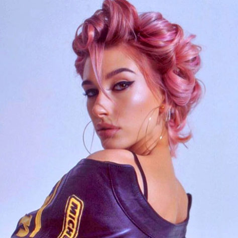 Hailey Bieber