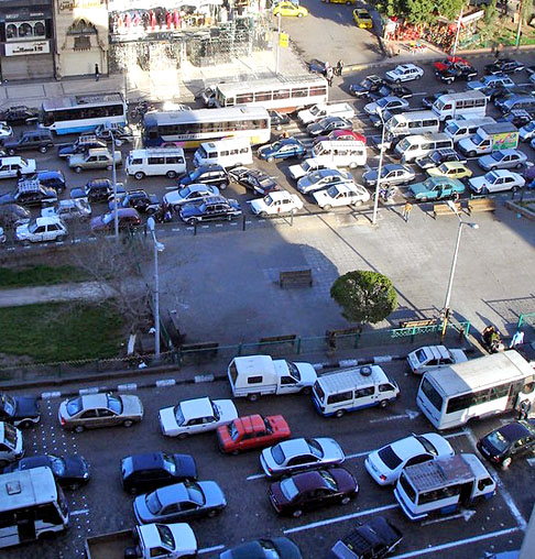 Cairo (Egito) - A maior cidade da África e do mundo árabe tem 9,5 milhões de habitantes em 3 mil km².  Cerca de 3.200 pessoas por km².   - Maria Helena Sebben Milesi - Flickr