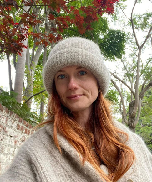 Bonnie Wright – nascida em 17 de fevereiro de 1991, em Londres, Inglaterra, é famosa por interpretar Gina Weasley nos filmes 