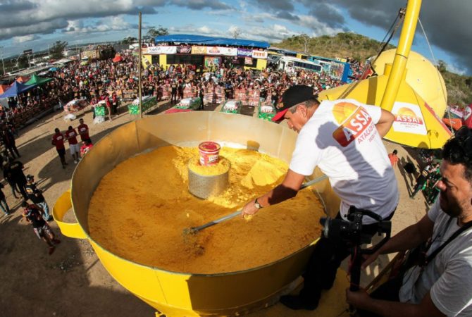 Água na boca: Os quitutes gigantescos da famosa festa junina de Caruaru