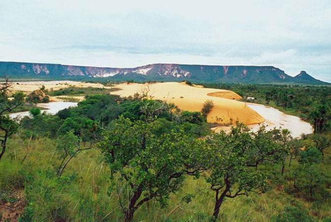 Jalapão: um paraíso que reúne arte rupestre, aventuras turísticas e exuberância natural