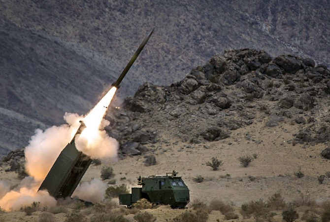 EUA fornecem novo míssil para Ucrânia. Veja arma devastadora