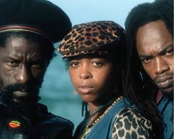 Black Uhuru - Banda jamaicana criada em 1977 e ainda em atividade. Venceu o Grammy em 1985, no primeiro ano em que o gênero Reggae foi introduzido na premiação. 