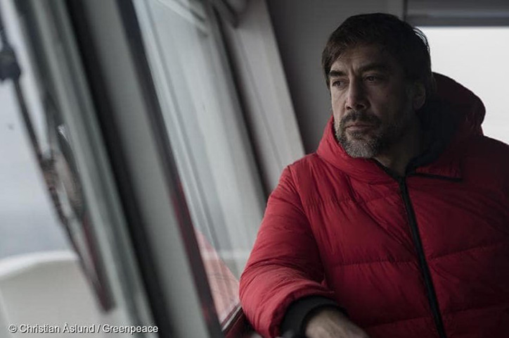 Javier Bardem - O ator espanhol, casado com a atriz Pelélope Cruz (um dos casais mais badalados do cinema) fez até uma brincadeira:  disse que não acredita em Deus, mas acredita em Al Pacino (o ator americano do "Poderoso Chefão"). 