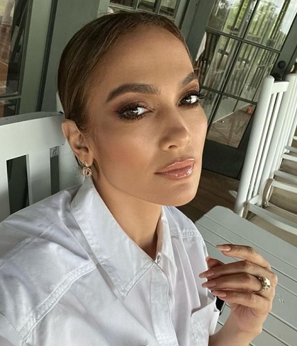 Depois de quatro casamentos e vários relacionamentos que viraram manchete,  Jennifer Lopez afirmou que não pretende se casar novamente.