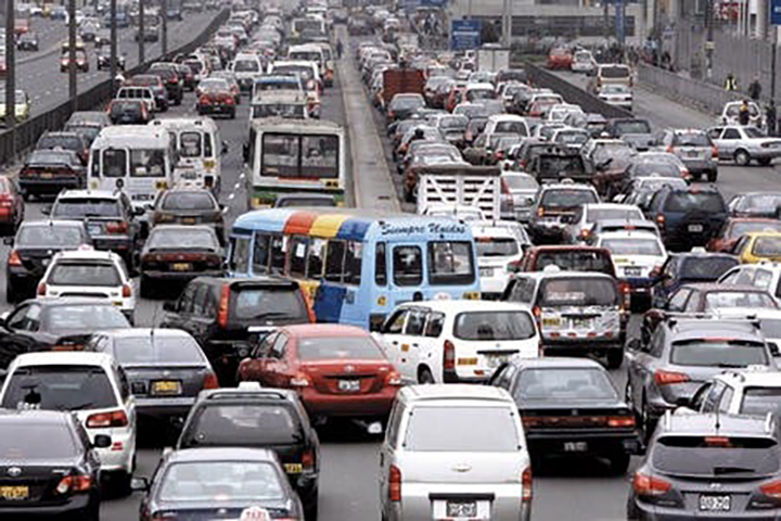 Lima (Peru) - A capital peruana tem 8,5 milhões de habitantes numa área de 2.670 km². Densidade de 3.100 habitantes por km2.  - reprodução redes sociais