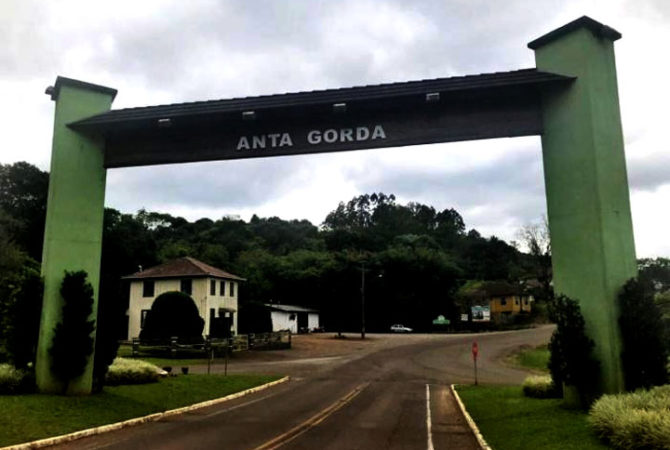 Cidades com nomes mais divertidos no Brasil