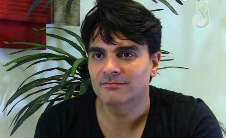 PÃ¡dua prometeu que nunca mais falaria do assunto. Mas mudou de ideia. Em 2/8/2022, no Youtube, ele fez um extenso pedido de desculpas. Falou que tinha problemas psicolÃ³gicos. 