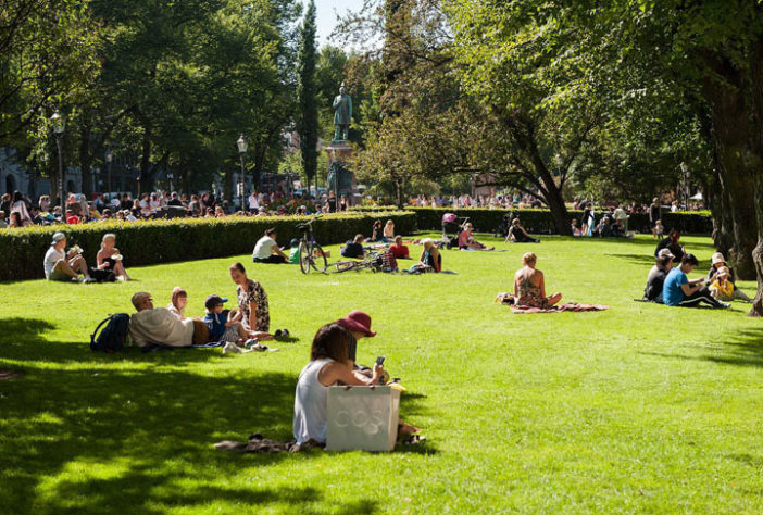 Finlândia - Capital Helsinque: 632 mil habitantes