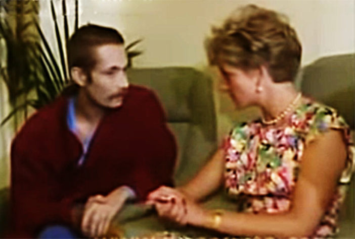 Princesa Diana em Instituicao de AIDS