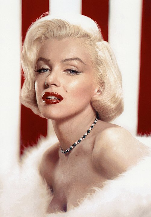 ameri RELAX MARILYN MONROE TOP ブラック新品未使用 AMERI RELAX MARILYN MONROE TOP ホワイト - メルカリ