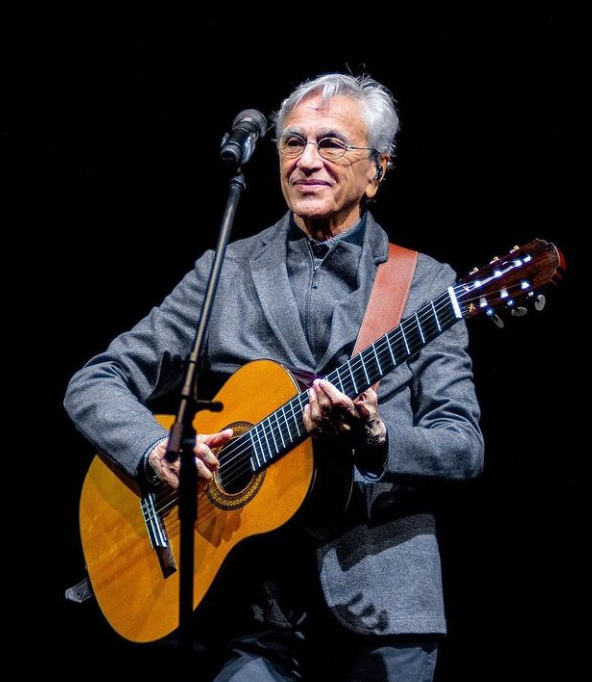 Depois do fim do regime, Caetano retornou ao Brasil e continuou sua carreira musical. Ao todo, ele lançou mais de 50 álbuns, incluindo gravações de estúdio e ao vivo. 