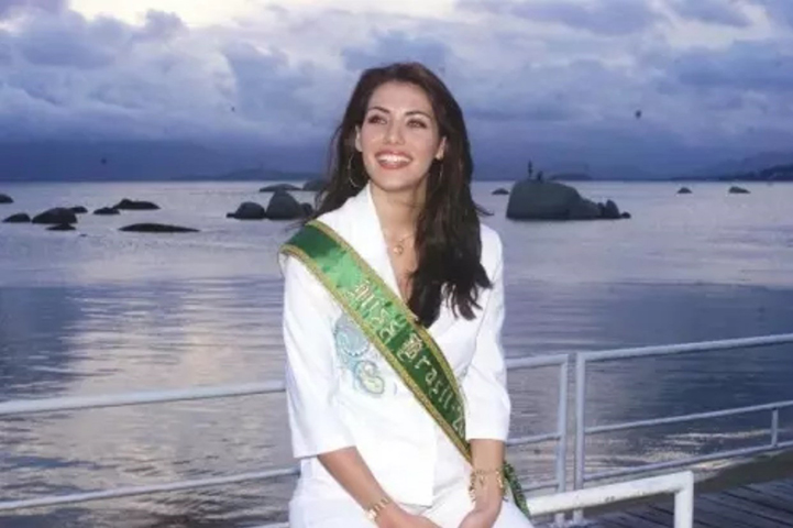 2002 - Taíza Thomsen - Santa Catarina - Tinha sido vice, mas foi empossada quando a organização do concurso descobriu que a vencedora, Joseane Oliveira, era casada. 