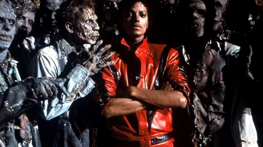 O cantor viveu seu auge em 1982, quando "Thriller" ficou 37 semanas no topo da Billboard. Naquela época, assim como Billie Jean e Thriller, vídeos ganhavam força como elementos de forte atração visual e musical. E Michael atuava em vídeos de imenso sucesso. - divulgação