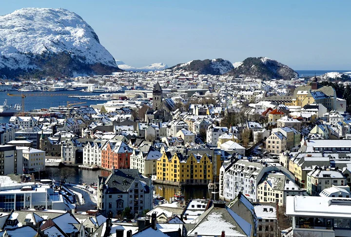 8. Noruega (75,2 pontos)
Combina uma forte economia com um sistema previdenciário abrangente e bem administrado.
