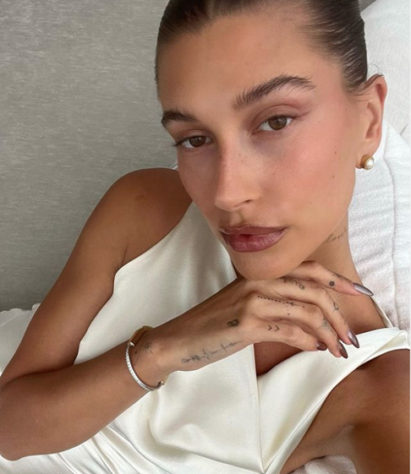 Hailey Bieber