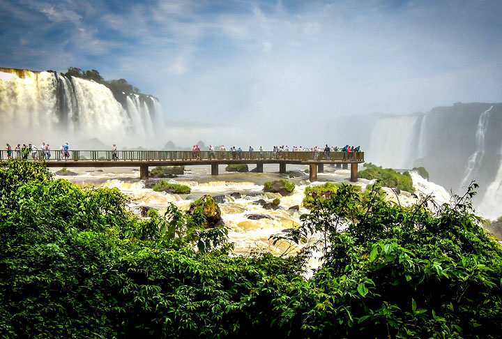 Paraná: 14,6 anos. População do estado:  11 milhões de habitantes-Imagem Free de omegaprice por Pixabay