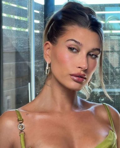 Hailey Bieber