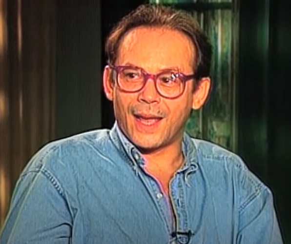 <p>José Wilker, falecido em 2014, marcou a televisão brasileira com personagens emblemáticos, como o protagonista de “Roque Santeiro”, exibida em 1985 pela TV Globo, e o carismático Giovanni Improtta em “Senhora do Destino”, novela da mesma emissora exibida em 2004.</p>
