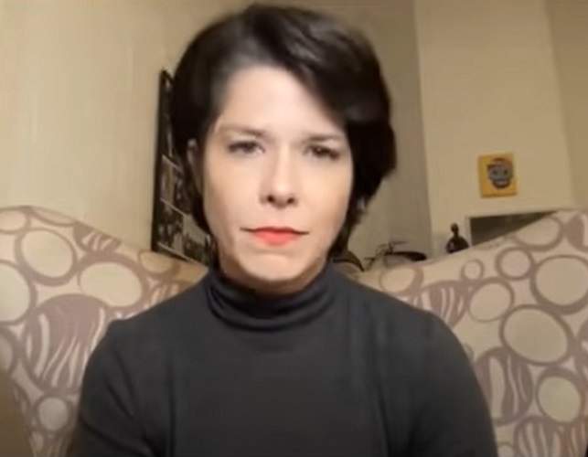 Samara esteve em um relacionamento com Leandrinho entre 2008 e 2013. Após a separação, o ex-casal enfrentou disputas judiciais, incluindo questões relacionadas à pensão e bens.
