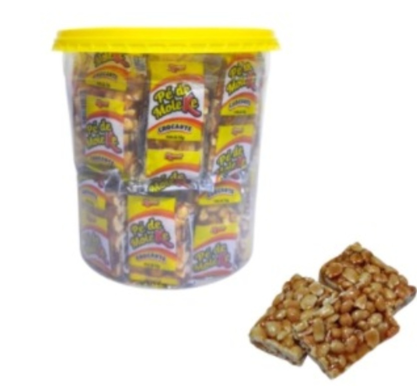 Pé-de-Moleque - Doce típico da culinária brasileira, feito a partir da mistura de amendoim torrado com rapadura. Surgiu em meados do século XVI, com a chegada da cana-de-açúcar ao Brasil. - Divulgação Lojas Americanas 