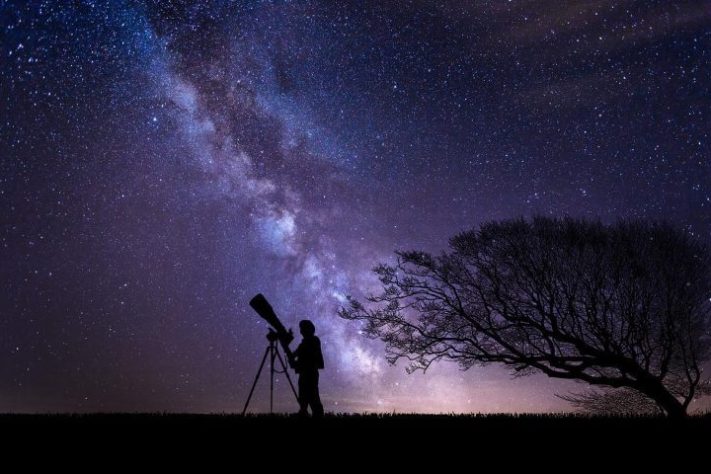 telescópio - Victoria_rt/Pixabay 