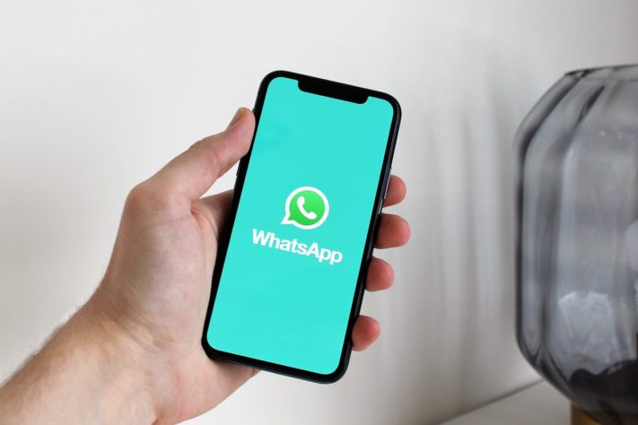 Celular, WhatsApp, aplicativo - antonbe/Pixabay 