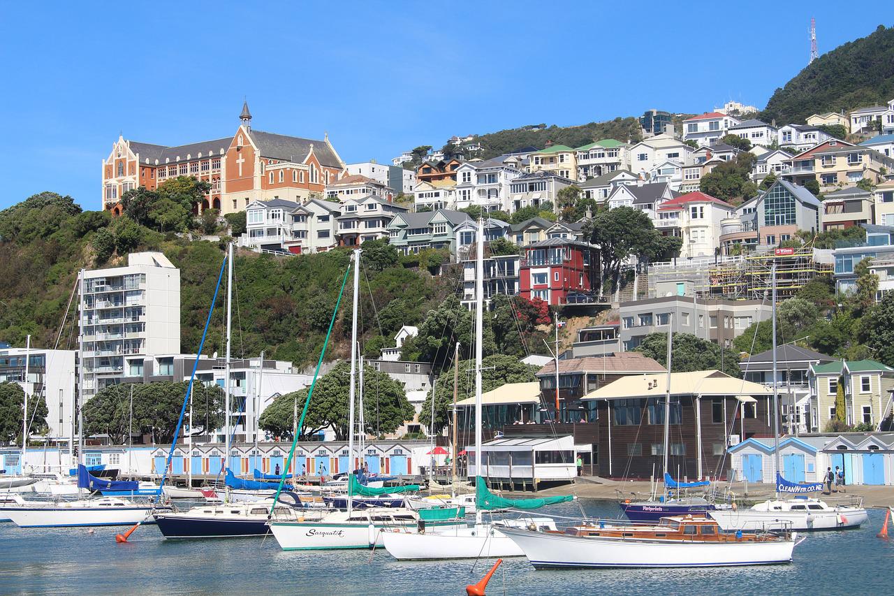 Nova Zelândia tem 4,9 milhões de habitantes em 268 mil km². Capital: Wellington
