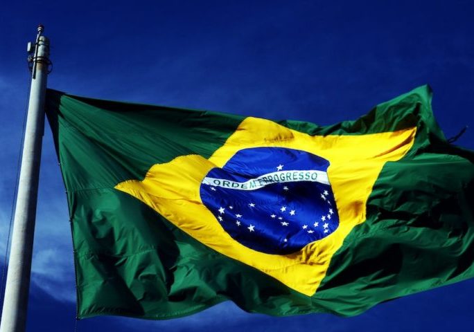 Conheça as bandeiras que o Brasil já teve 