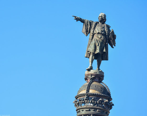 Monumento a Cristóvão Colombo no Porto de Barcelona