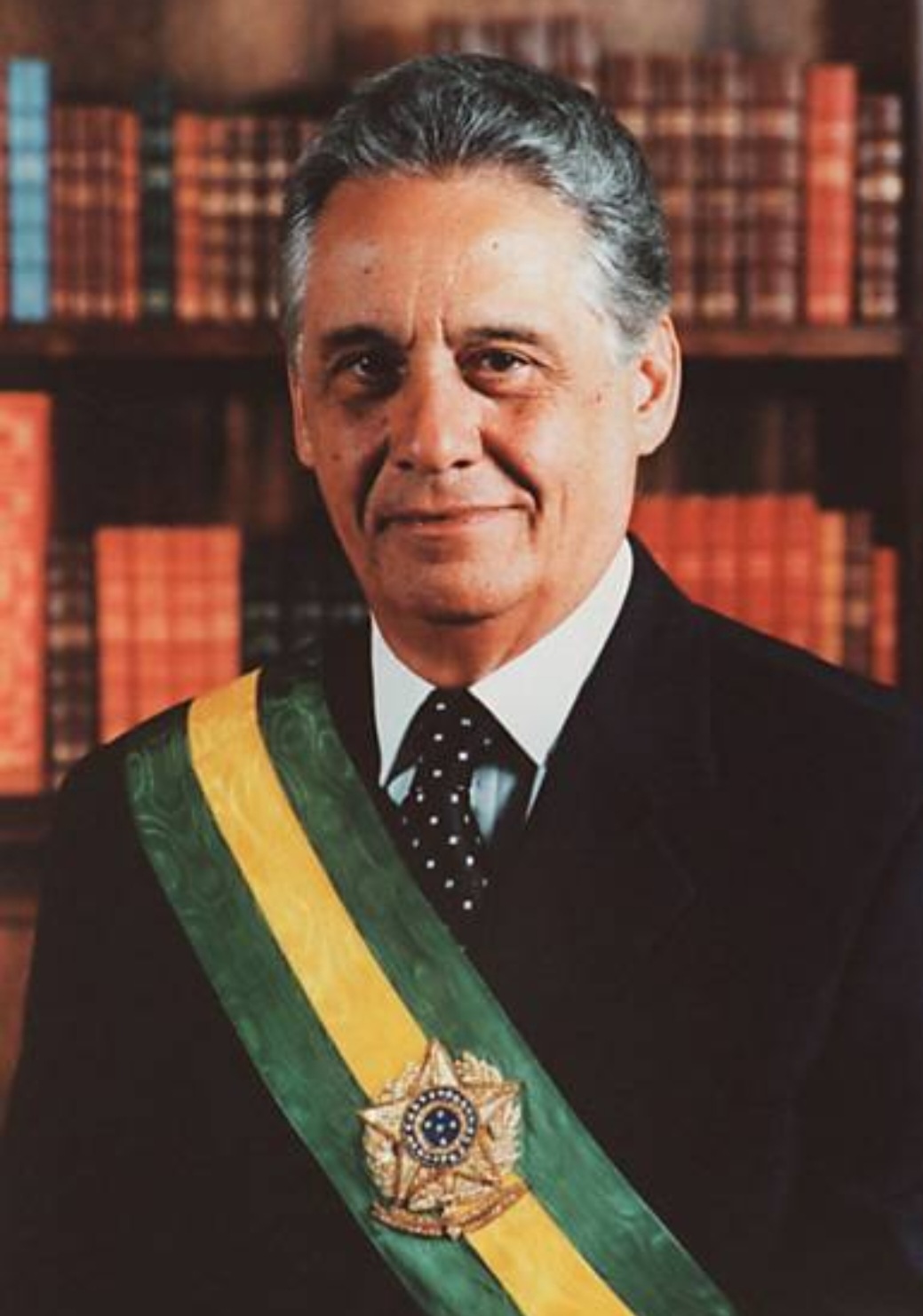 Nascido e criado na zona sul do Rio de Janeiro, Pedro é o segundo de seis irmãos. Em relação a sua família, seu pai era advogado, e seu avô foi presidente do Banco do Brasil. Na família, tem como parentes o cineasta Ivan Cardoso e o ex-presidente da República Fernando Henrique Cardoso.
