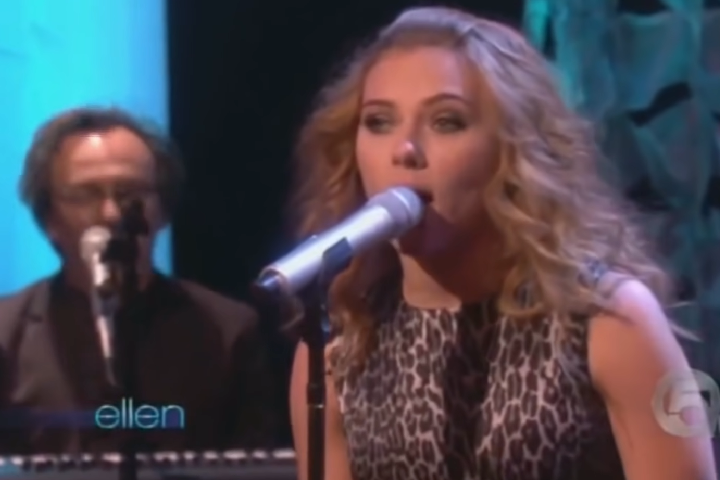 <p>Em 2009, lançou “Break Up”, em parceria com Pete Yorn, inspirado nos duetos dos anos 1960. Sua voz suave e melancólica contribuiu para o clima intimista do álbum, que teve boa recepção entre fãs alternativos.</p>
