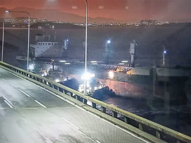 Navio abandonado