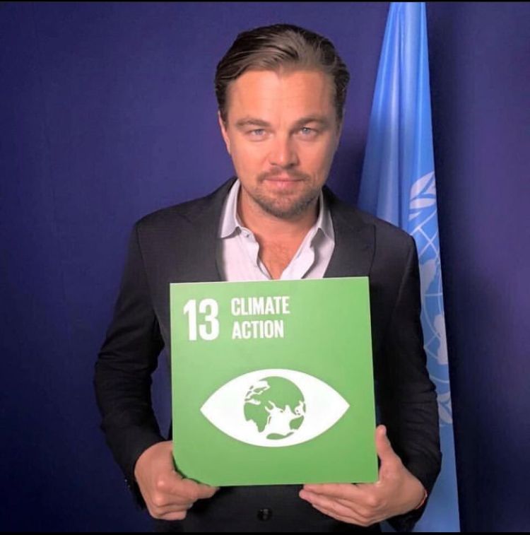 O ator ainda citou o trabalho do Forest Tenure Funders Group, que mobilizou 1,7 bilhão de dólares, e anunciou, pela ONG Re:Wild, um novo compromisso global de cerca de 2,7 bilhões de reais para conservar ecossistemas e fortalecer comunidades locais.
