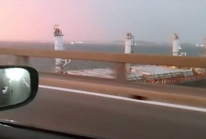 Navio abandonado