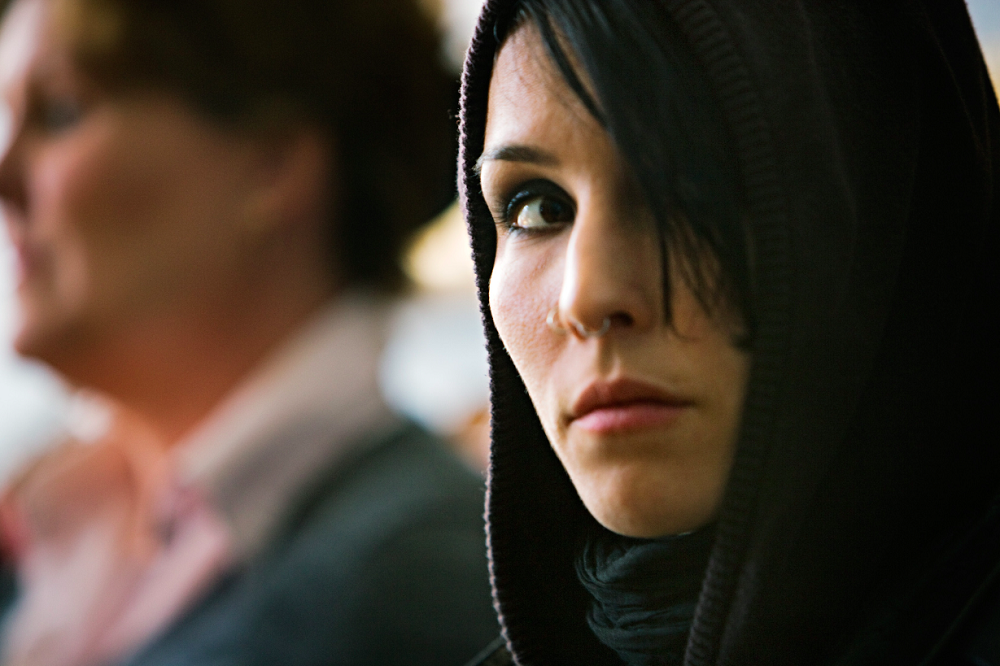 Esse suspense, dirigido pelo David Fincher (de “Seven: Os sete crimes capitais”), é um remake de um filme Sueco, de mesmo nome, lançado em 2009. Muitos críticos defendem que a versão original é ainda melhor.