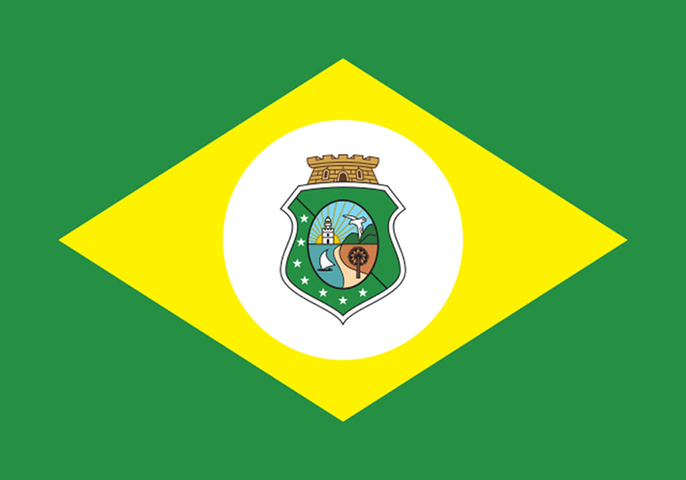 Ceará (CE) - Adoção: 25 de agosto de 1922. Representação: Exibe o brasão do estado sobre um fundo verde e amarelo, simbolizando as riquezas naturais e o progresso.
-