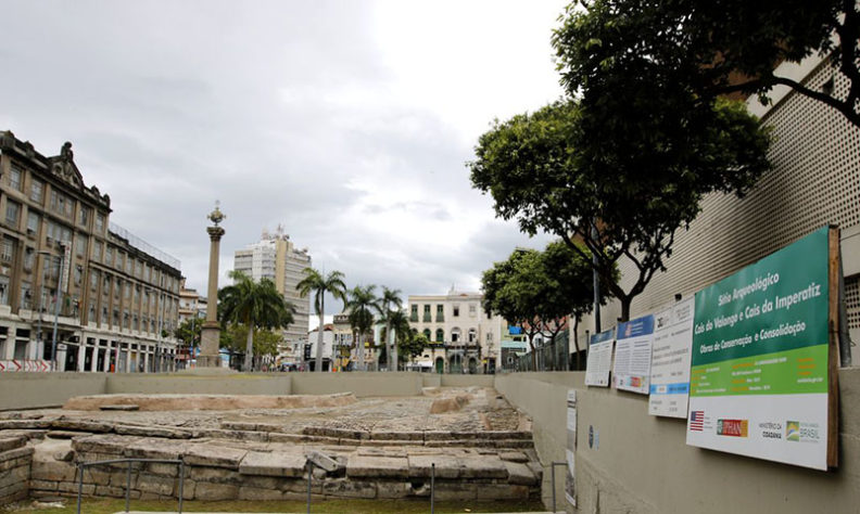 Cais do Valongo