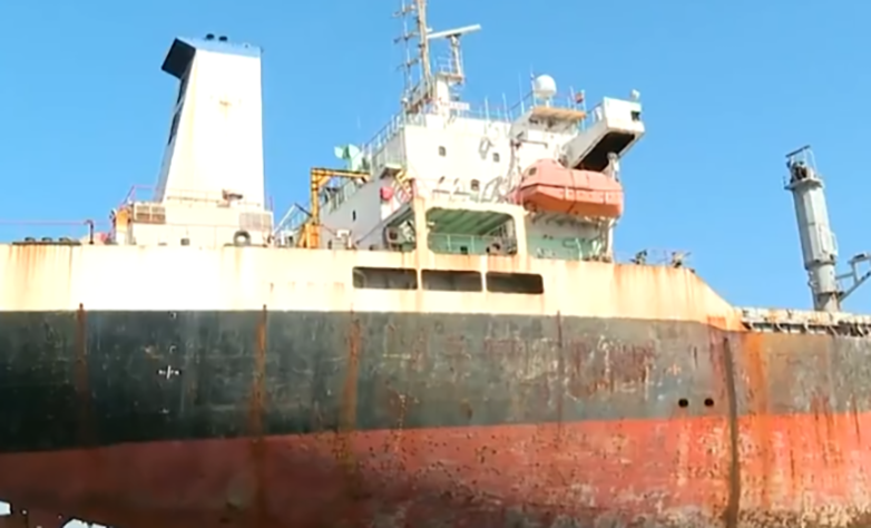 Navio abandonado