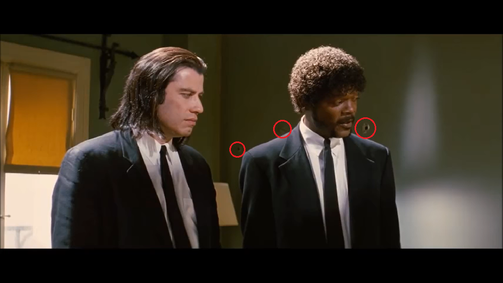 O filme entrelaça a história de quatro personagens diferentes com a violência servindo de tema comum a todos eles. Várias cenas de “Pulp Fiction” ficaram eternizadas na cultura pop, entre elas a dancinha protagonizada por John Travolta e Uma Thurman. -Reprodução / Pulp Fiction
