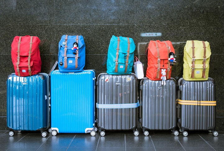 Ao ultrapassar as cotas, serÃ¡ necessÃ¡rio pagar impostos, e a declaraÃ§Ã£o dos itens excedentes Ã© essencial para evitar penalidades. Com um pouco de atenÃ§Ã£o Ã s regras, suas compras podem ser uma parte agradÃ¡vel de sua viagem sem causar complicaÃ§Ãµes na alfÃ¢ndega.